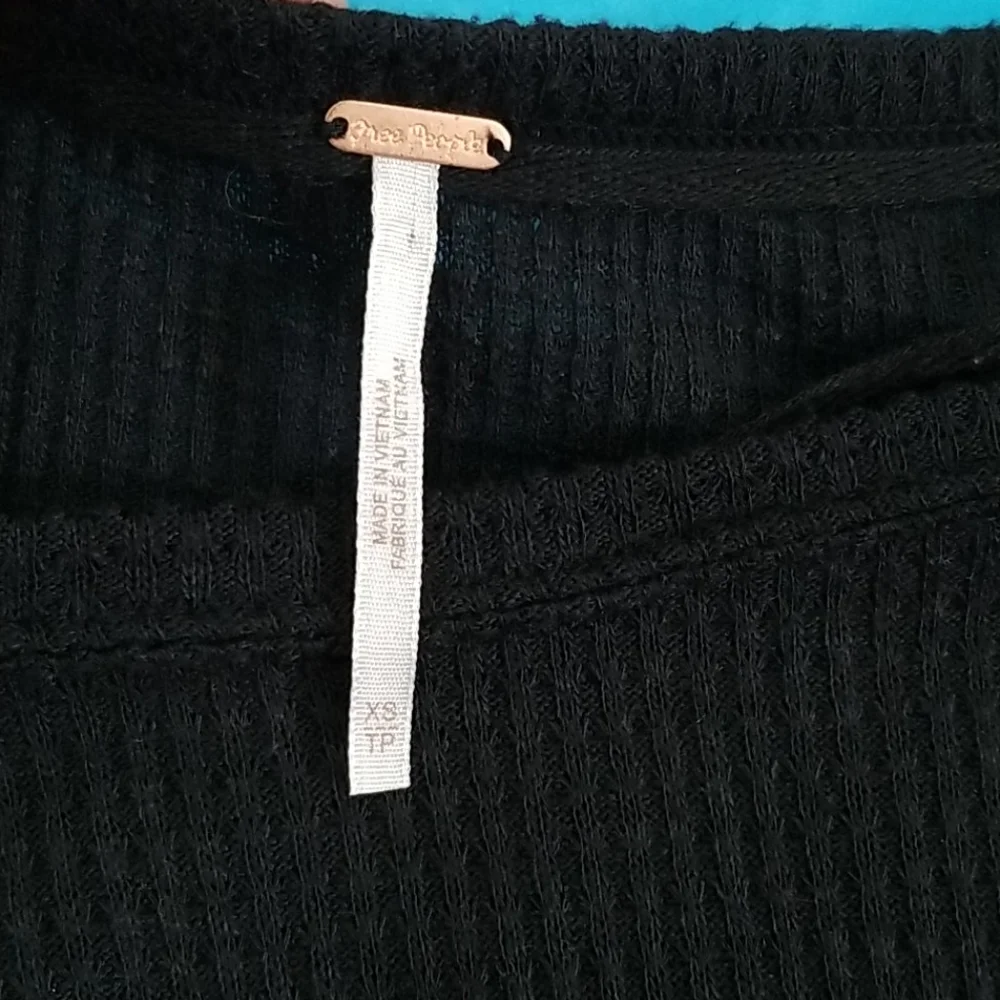 Free People Black Thermal Balloon Knit Sleeves